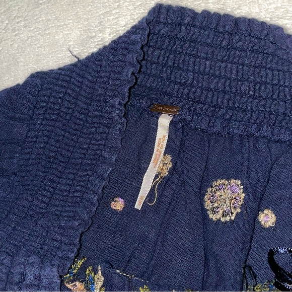 Free People Saachi Embroidered Off the Shoulder top size XS! - Picture 3 of 5